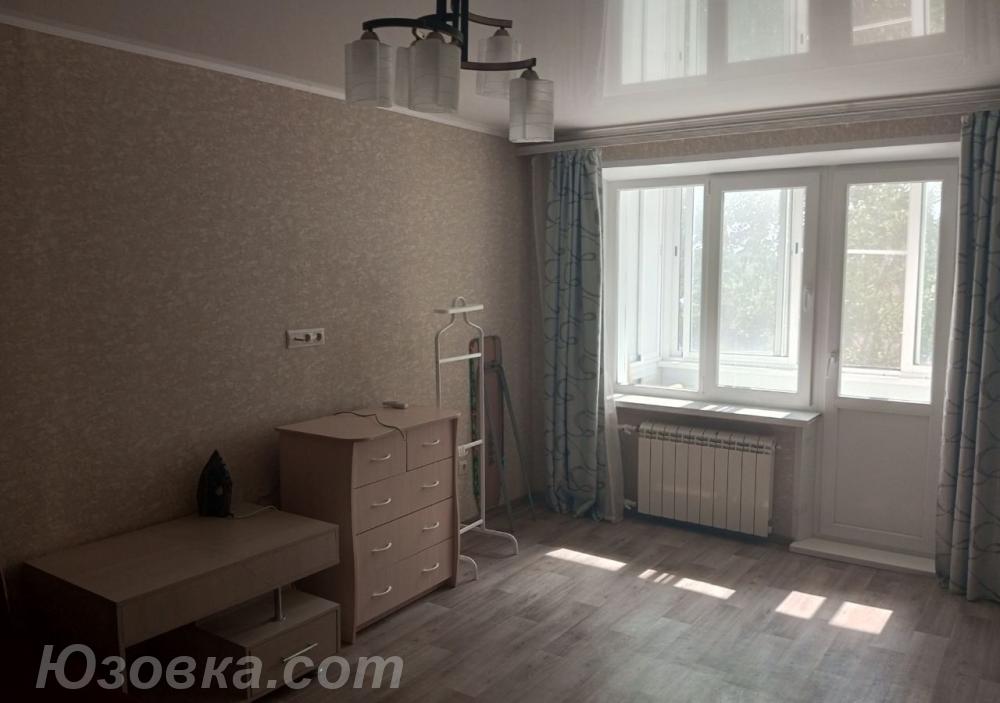 2-комн. квартира, 46м², с мебелью, 4/9 эт., ДОНЕЦК