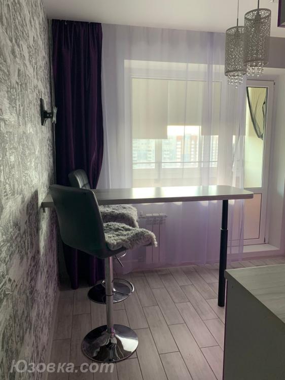1-комн. квартира, 42м², с мебелью, 3/6 эт., ДОНЕЦК