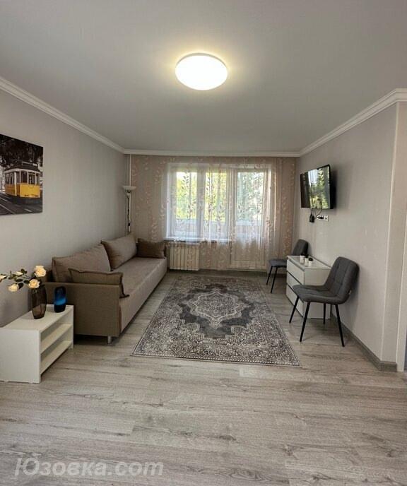 1-комн. квартира, 34м², с мебелью, 4/5 эт., ДОНЕЦК