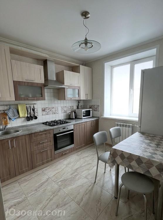 1-комн. квартира, 37м², с мебелью, 4/5 эт., ДОНЕЦК
