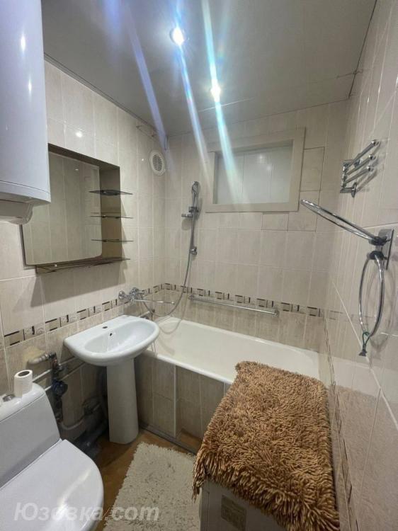 1-комн. квартира, 32м², с мебелью, 5/5 эт., ДОНЕЦК