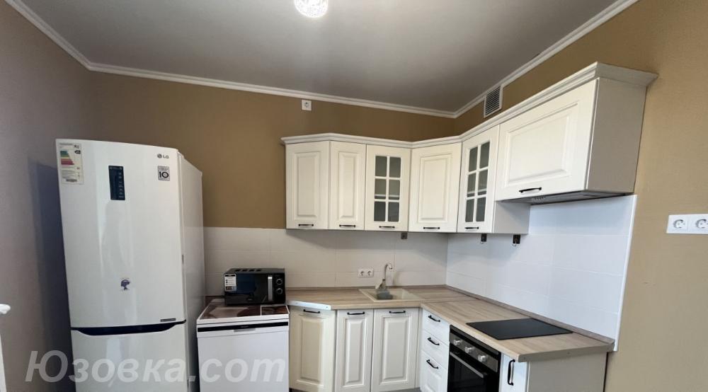 3-комн. квартира, 95м², с мебелью, 3/5 эт., ДОНЕЦК