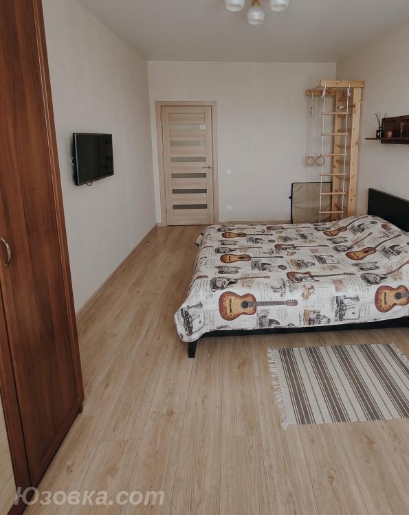 2-комн. квартира, 45м², с мебелью, 4/5 эт., ДОНЕЦК