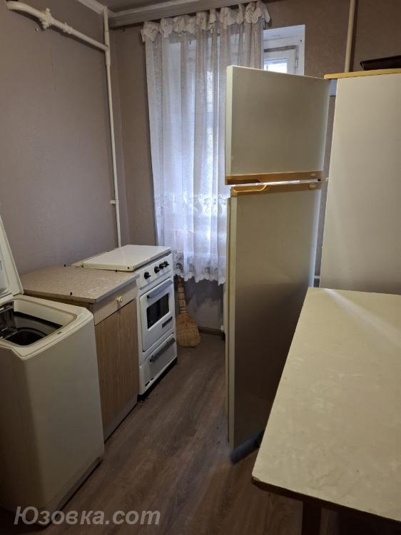 1-комн. квартира, 31м², с мебелью, 1/9 эт., ДОНЕЦК