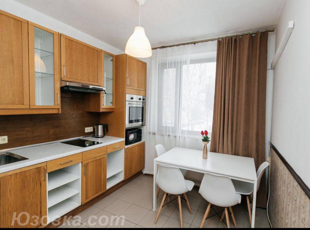 2-комн. квартира, 34м², с мебелью, 3/9 эт., ДОНЕЦК