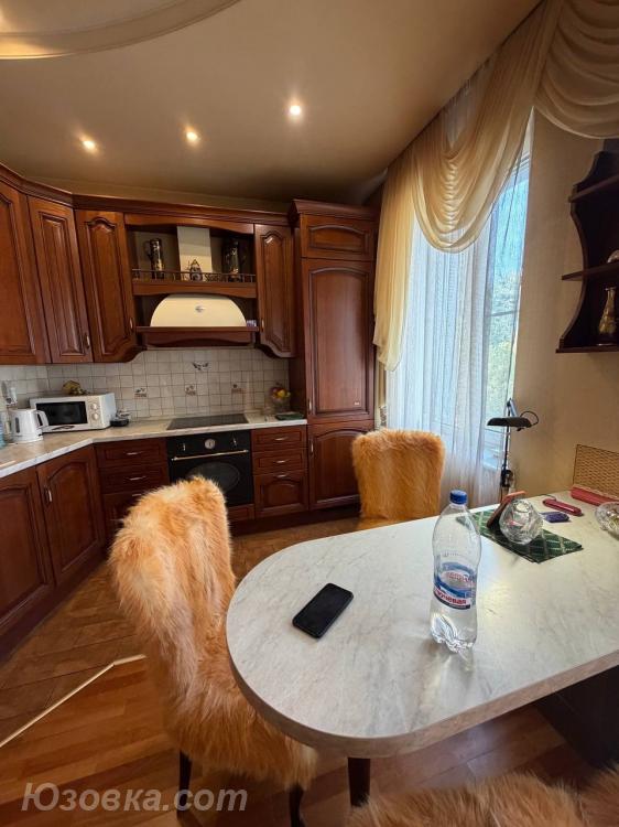 3-комн. квартира, 80м², с мебелью, 3/5 эт.