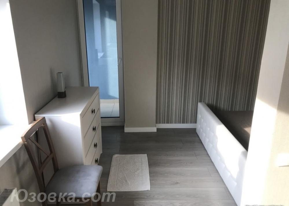 2-комн. квартира, 65м², с мебелью, 1/5 эт., ДОНЕЦК