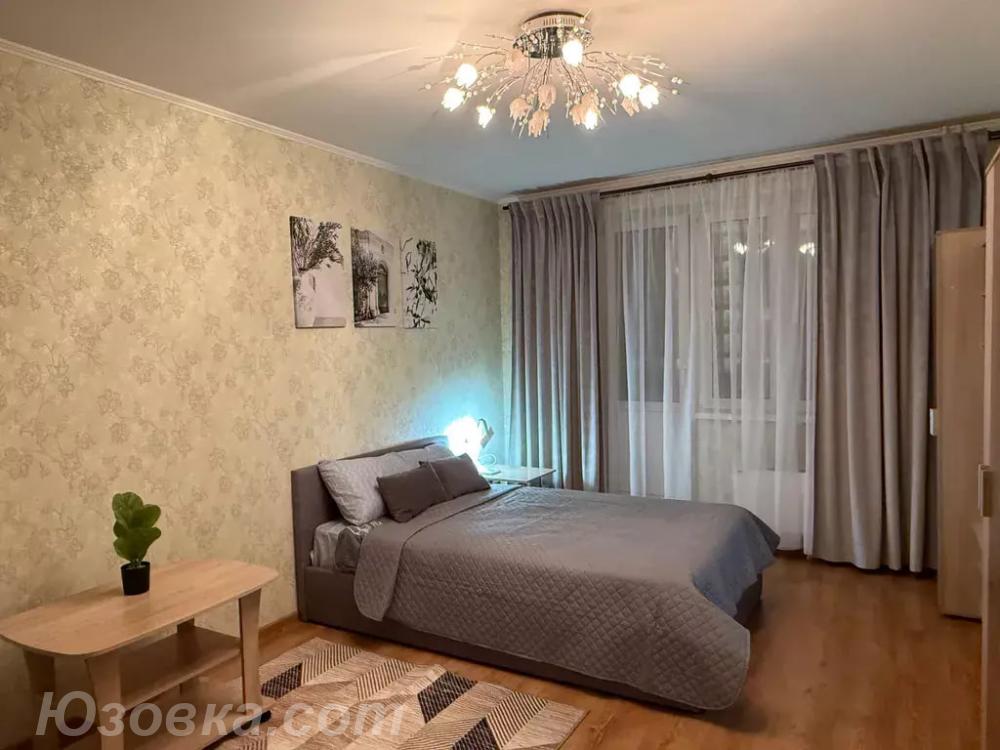 2-комн. квартира, 33м², с мебелью, 8/15 эт., ДОНЕЦК