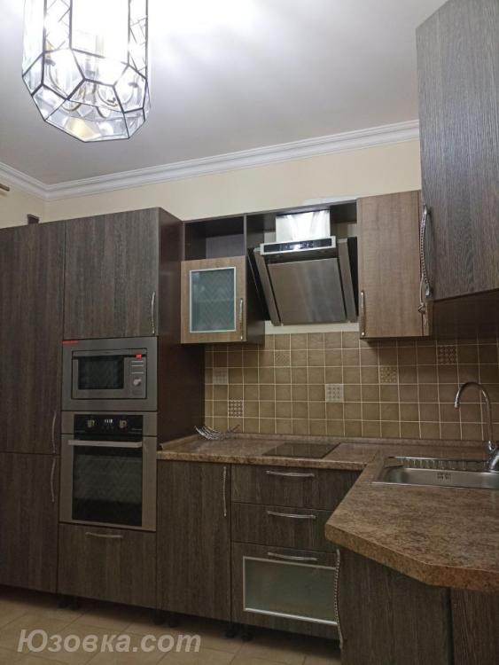 1-комн. квартира, 42м², с мебелью, 2/5 эт., ДОНЕЦК