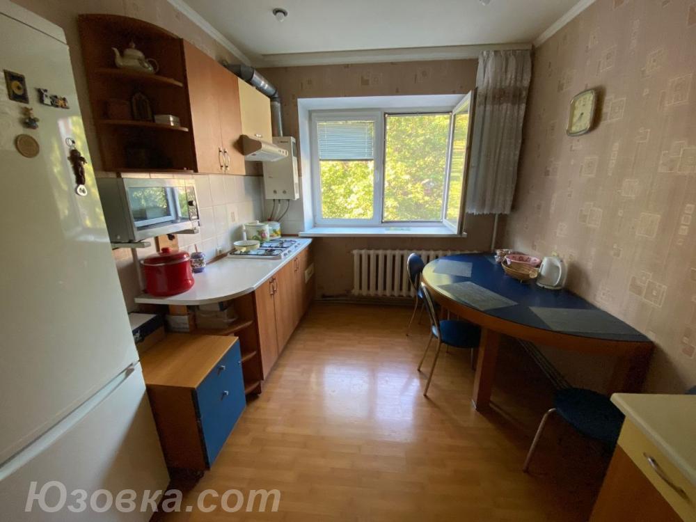 2-комн. квартира, 48м², с мебелью, 2/5 эт.