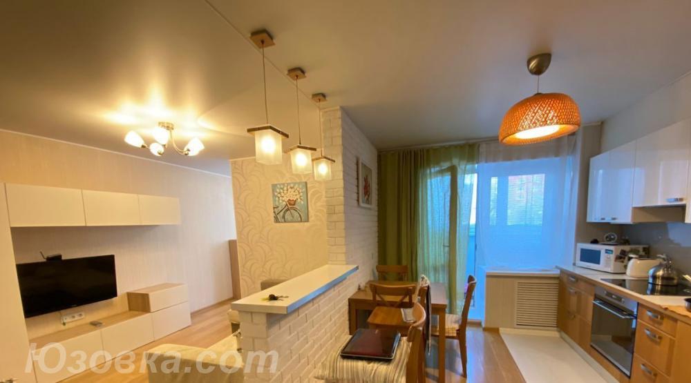 2-комн. квартира, 53м², с мебелью, 4/5 эт., ДОНЕЦК