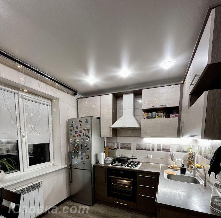 2-комн. квартира, 56м², с мебелью, 4/9 эт., ДОНЕЦК