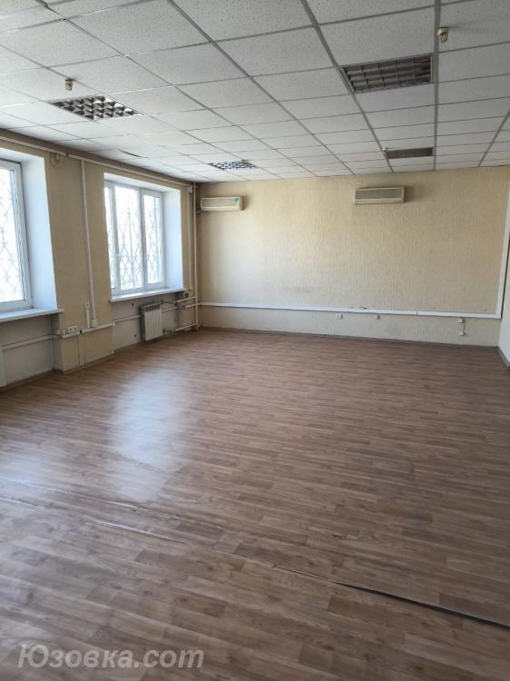 Продам офисное помещение 420 м2 в центре Донецка, район . ..