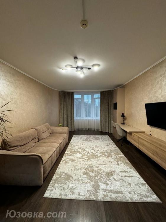 2-комн. квартира, 54м², с мебелью, 3/9 эт., ДОНЕЦК