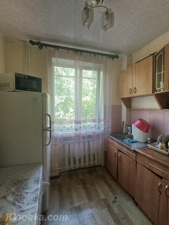2-комн. квартира, 44 м², вторичка, 1/2 эт., ДОНЕЦК
