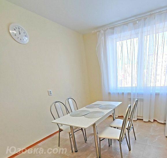 2-комн. квартира, 50м², с мебелью, 2/5 эт., ДОНЕЦК