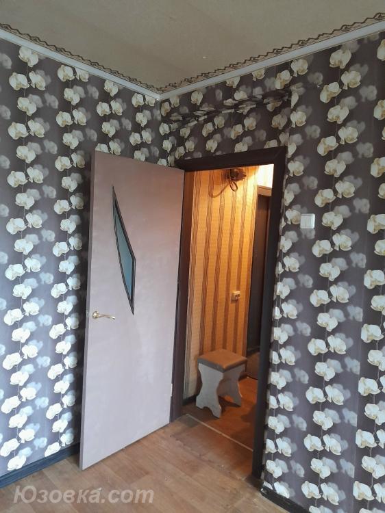2-комн. квартира, 42 м², вторичка, 1/5 эт., ДОНЕЦК