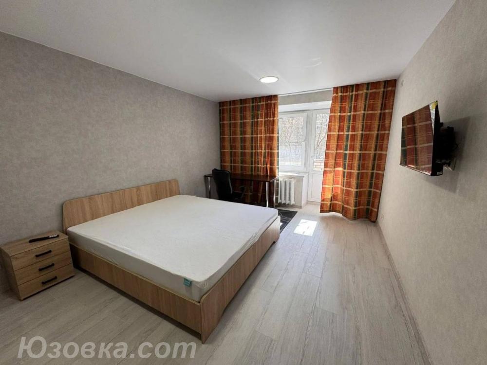 1-комн. квартира, 40м², с мебелью, 2/9 эт., ДОНЕЦК