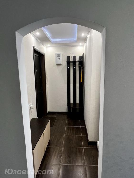 1-комн. квартира, 45м², с мебелью, 4/5 эт., ДОНЕЦК