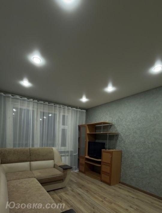 2-комн. квартира, 42м², с мебелью, 2/5 эт., ДОНЕЦК