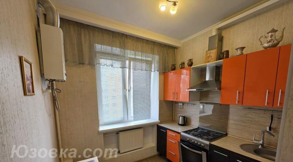 2-комн. квартира, 45м², с мебелью, 4/5 эт., ДОНЕЦК