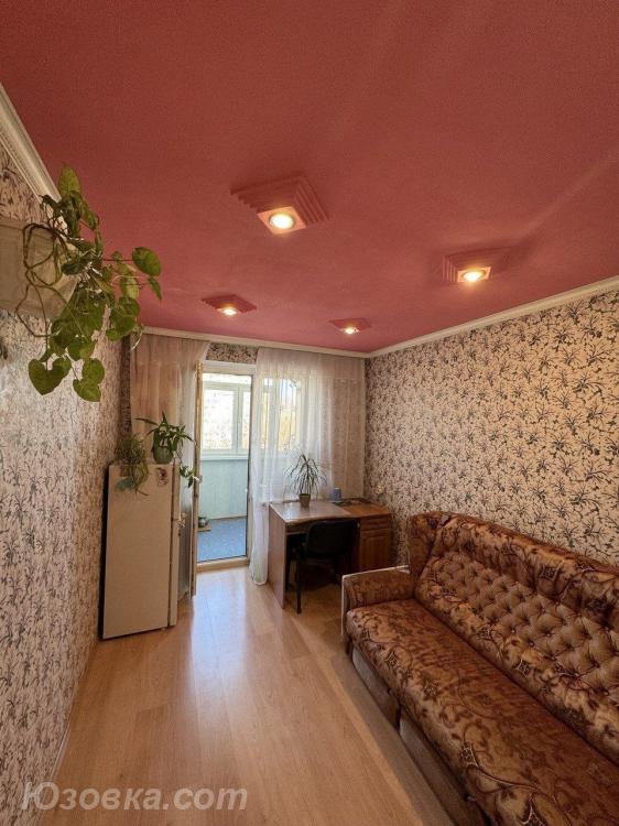 2-комн. квартира, 48м², с мебелью, 4/9 эт., ДОНЕЦК