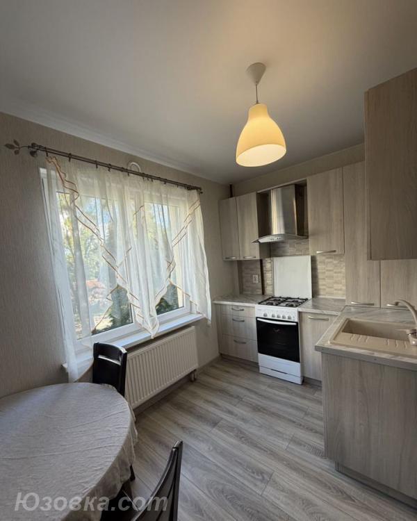 2-комн. квартира, 39м², с мебелью, 3/10 эт., ДОНЕЦК