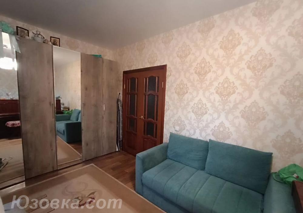2-комн. квартира, 50м², с мебелью, 3/9 эт., ДОНЕЦК
