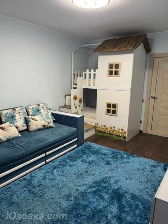 1-комн. квартира, 40м², с мебелью, 2/9 эт., ДОНЕЦК