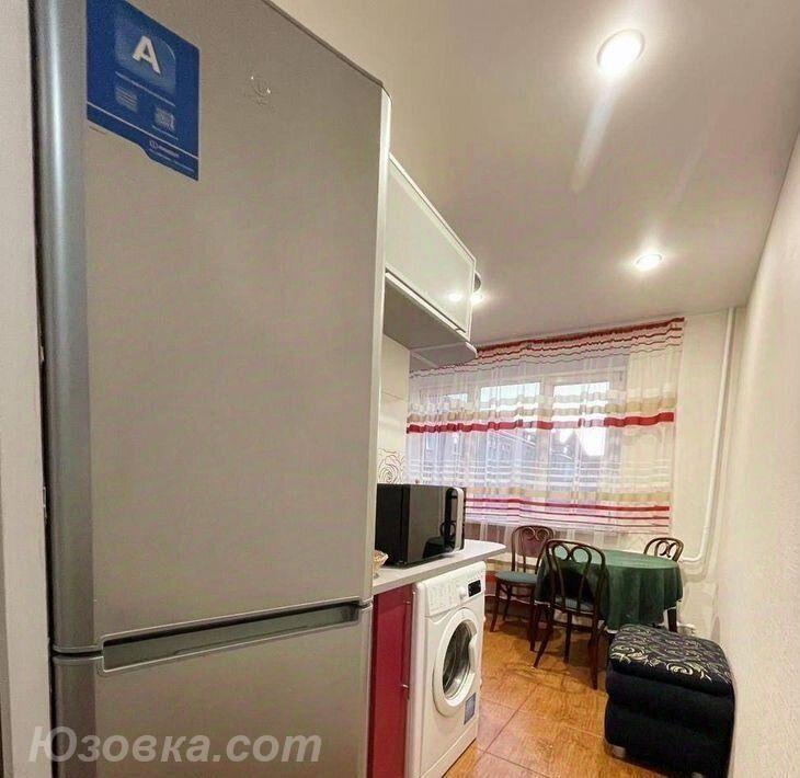 2-комн. квартира, 56м², с мебелью, 2/5 эт.