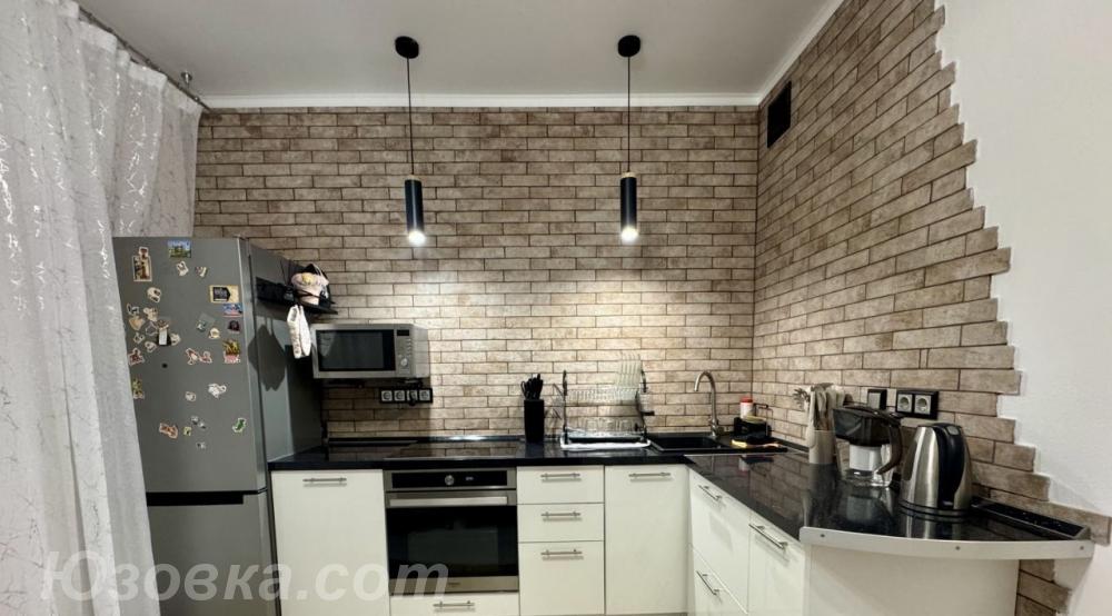 1-комн. квартира, 40м², с мебелью, 2/9 эт., ДОНЕЦК