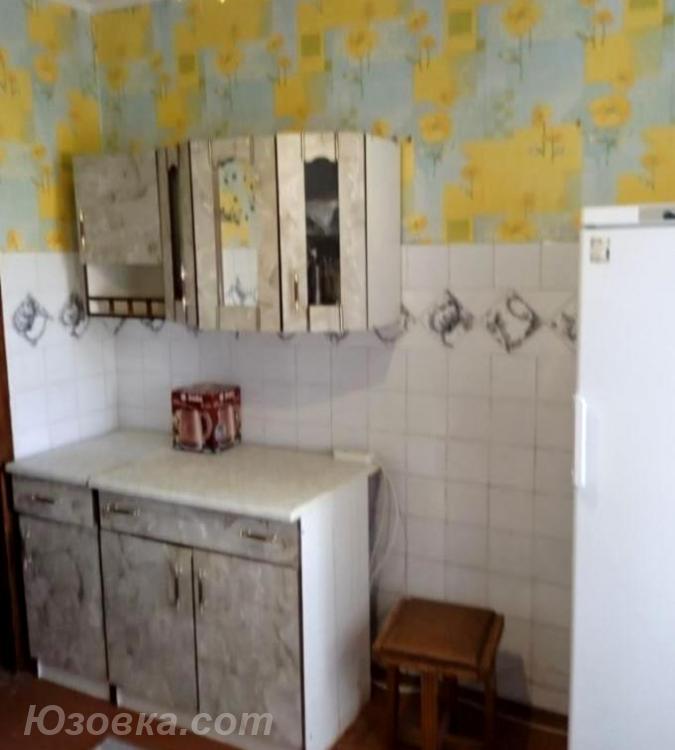 3-комн. квартира, 65 м², вторичка, 2/9 эт., ДОНЕЦК