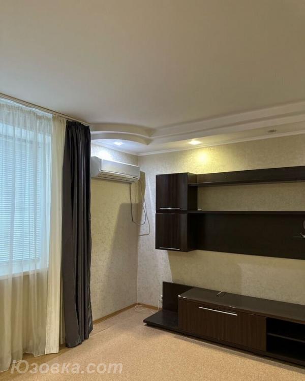 2-комн. квартира, 45м², с мебелью, 3/9 эт., ДОНЕЦК