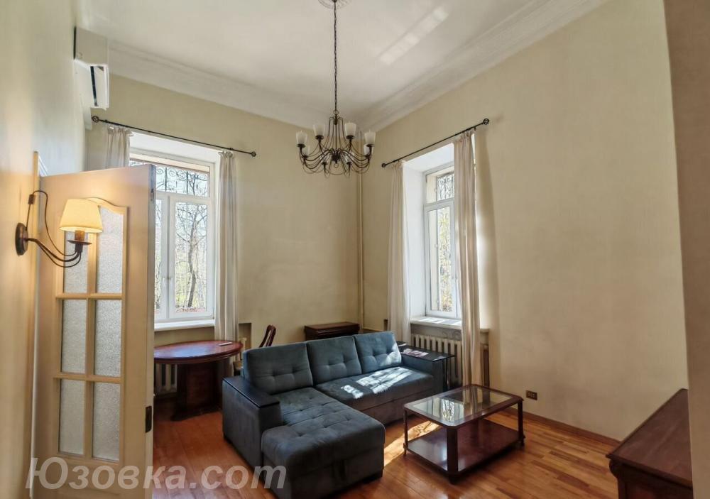 2-комн. квартира, 54м², с мебелью, 2/4 эт., ДОНЕЦК