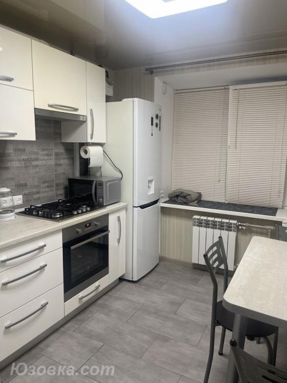 1-комн. квартира, 42м², с мебелью, 5/10 эт., ДОНЕЦК