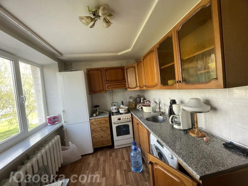 3-комн. квартира, 75 м², вторичка, 2/8 эт., ДОНЕЦК