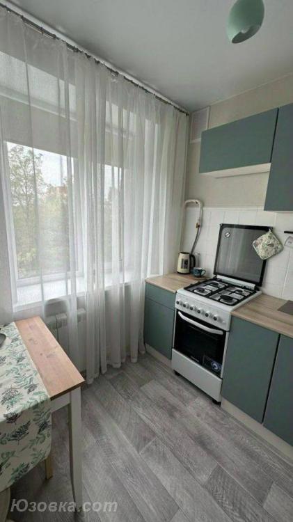 1-комн. квартира, 36м², с мебелью, 2/5 эт., ДОНЕЦК