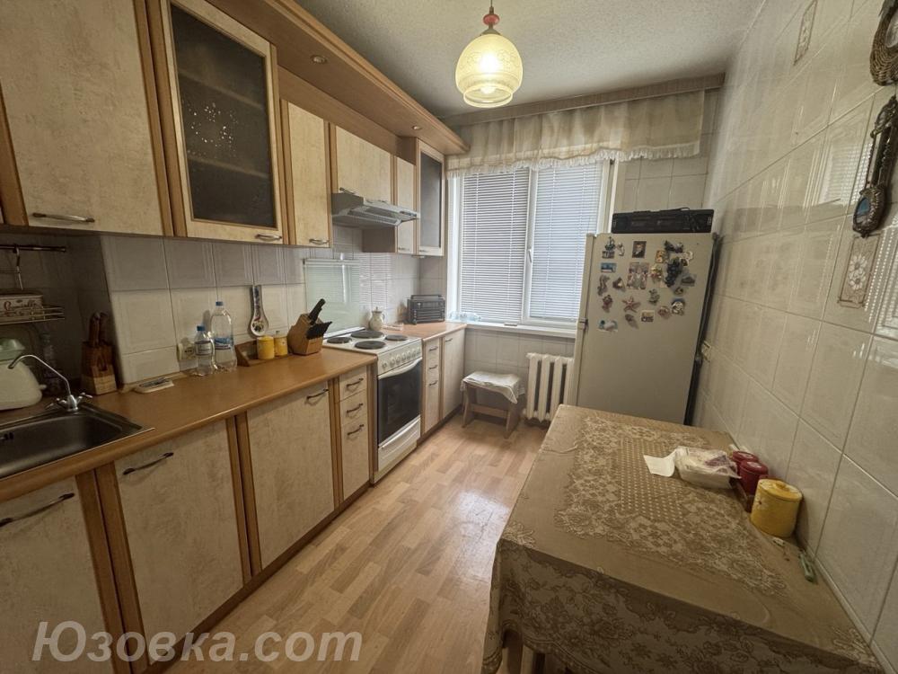 2-комн. квартира, 50 м², вторичка, 9/9 эт., ДОНЕЦК