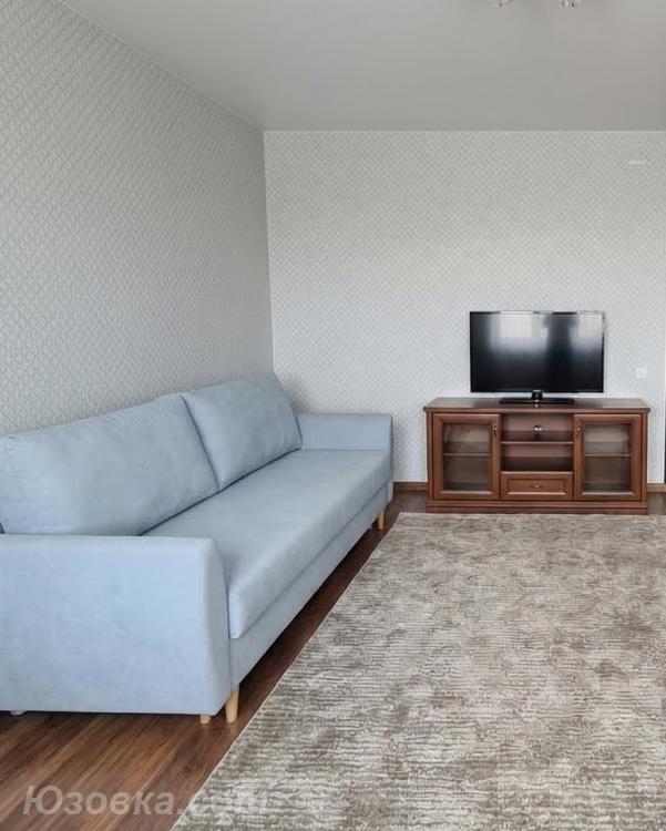 2-комн. квартира, 62м², с мебелью, 2/2 эт.