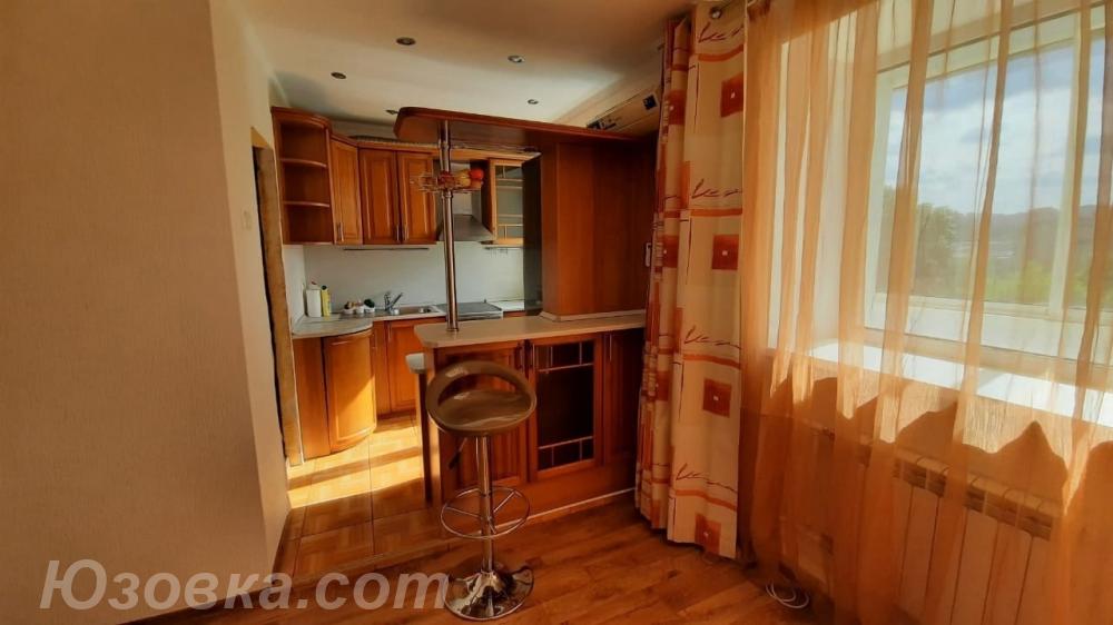 2-комн. квартира, 55м², с мебелью, 4/5 эт., ДОНЕЦК