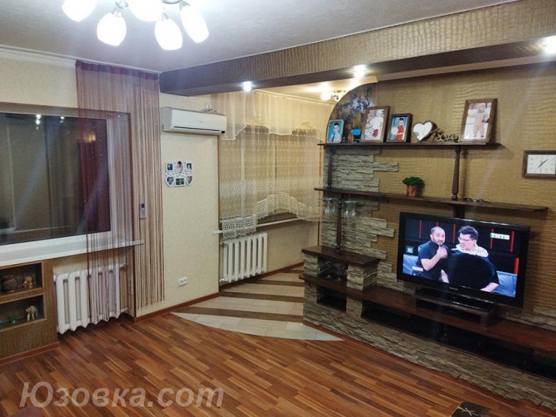 3-комн. квартира, 61 м², вторичка, 4/5 эт., ДОНЕЦК