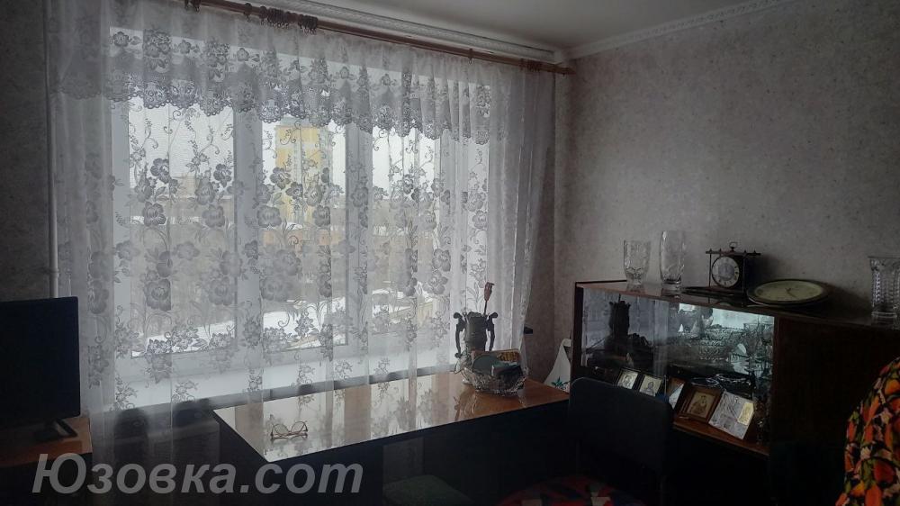 1-комн. квартира, 35 м², вторичка, 10/12 эт., ДОНЕЦК