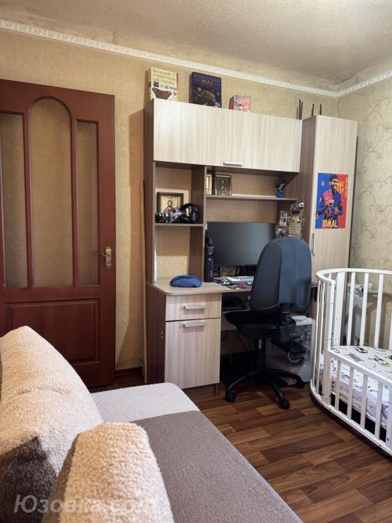 2-комн. квартира, 35 м², вторичка, 3/3 эт., ДОНЕЦК