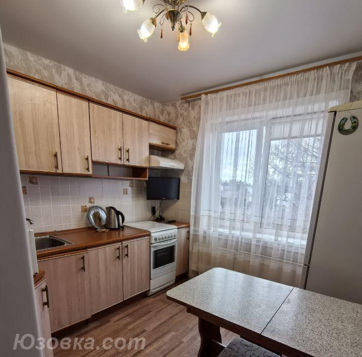 2-комн. квартира, 53м², с мебелью, 4/5 эт., ДОНЕЦК
