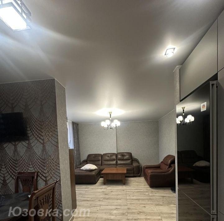 2-комн. квартира, 63м², с мебелью, 3/9 эт.