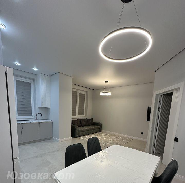 2-комн. квартира, 52м², с мебелью, 4/9 эт., ДОНЕЦК