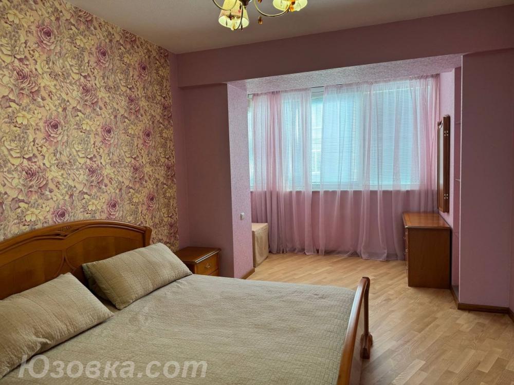 3-комн. квартира, 70м², с мебелью, 4/9 эт., ДОНЕЦК