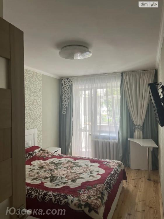 2-комн. квартира, 44м², с мебелью, 2/5 эт., ДОНЕЦК