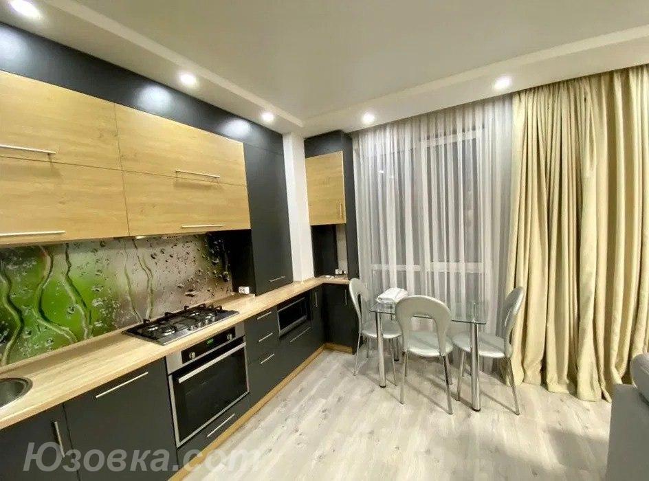 1-комн. квартира, 72м², с мебелью, 2/5 эт., ДОНЕЦК