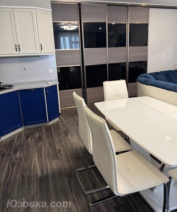 2-комн. квартира, 55м², с мебелью, 4/5 эт., ДОНЕЦК
